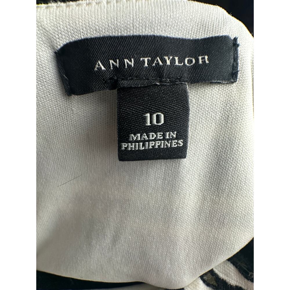 Ann Taylor 10 Cotton Eyelet Dress $149 Short Sleeve Fit & Flare Black Striped - Picture 8 of 9